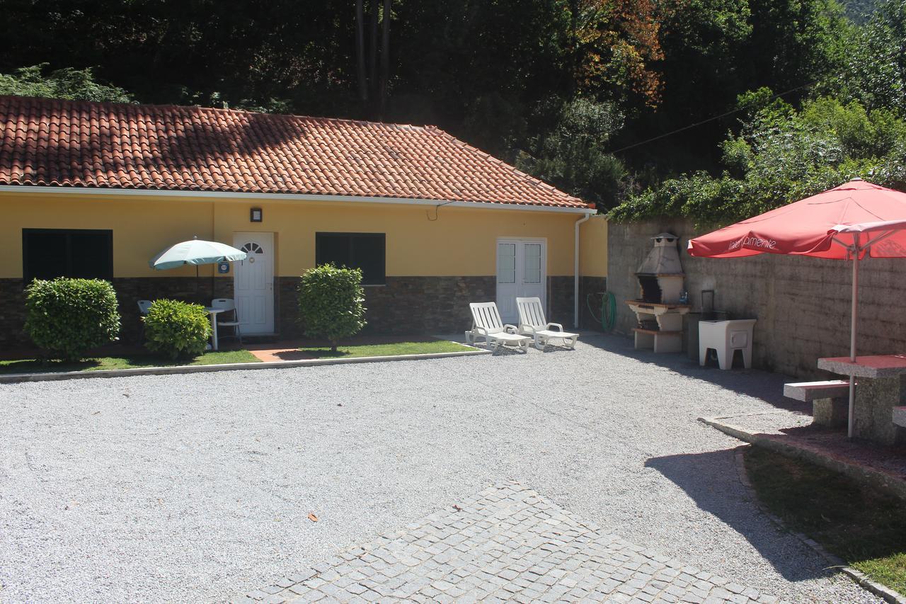 Villa Casinha Dos Cubos Geres Esterno foto