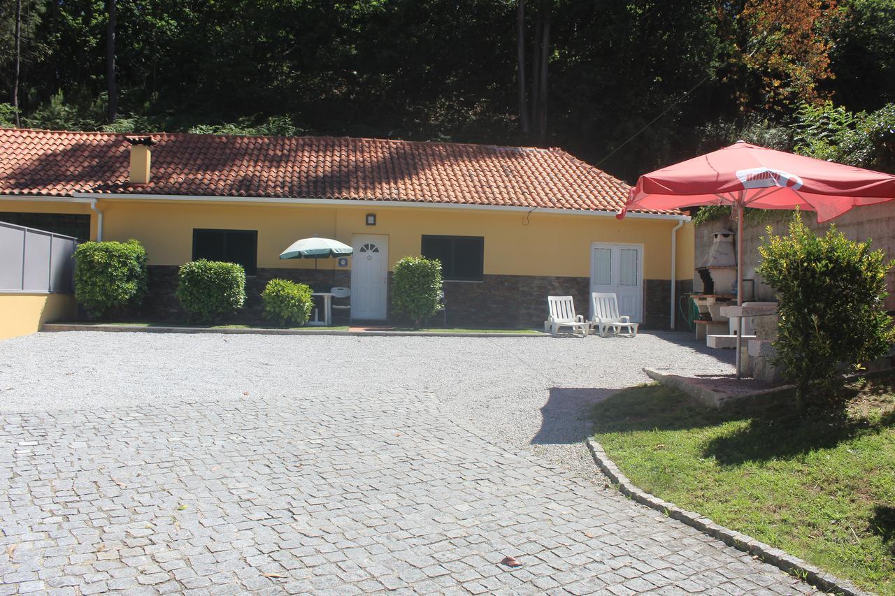 Villa Casinha Dos Cubos Geres Esterno foto