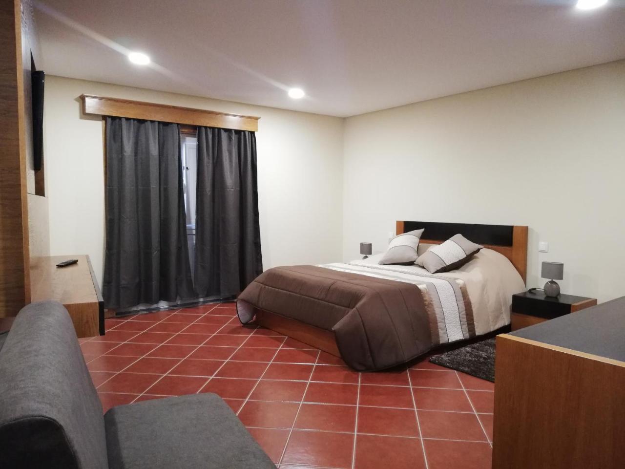 Villa Casinha Dos Cubos Geres Esterno foto